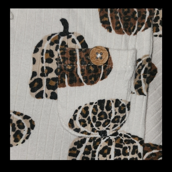 Jessica Simpson Ribbed  Leopard Pumpkin Print Matching Ruffle Top Pant Set 18M - Picture 2 of 10